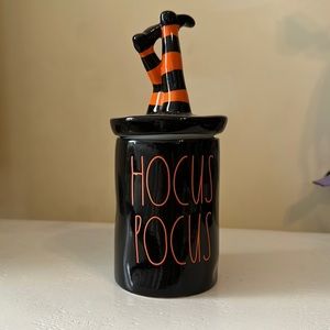 Halloween Hocus Pocus candle